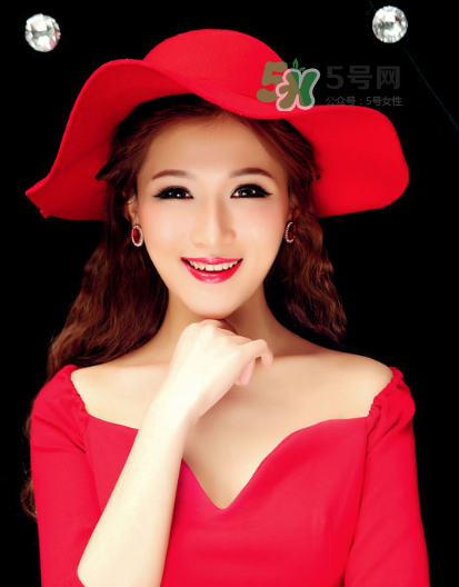 女人喜歡被性騷擾嗎？6種最容易被性騷擾的女人