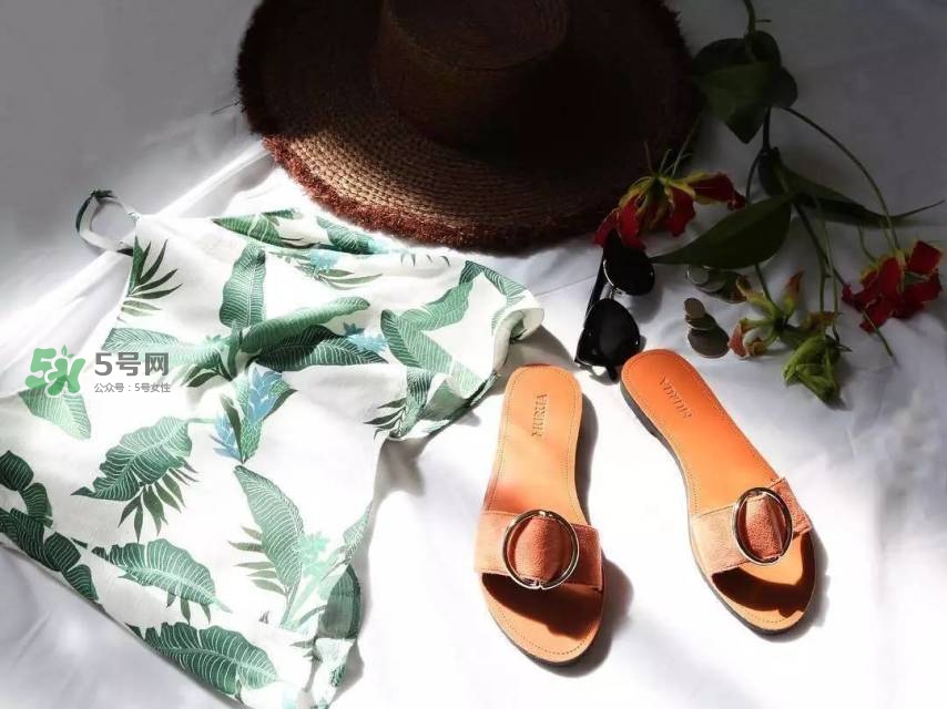 穿什么涼鞋顯腿長 顯腿細(xì)的涼鞋推薦 穿什么涼鞋顯腿長 顯腿細(xì)的涼鞋推薦