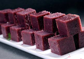 涼糕是什么做的？涼糕要用清水泡多久