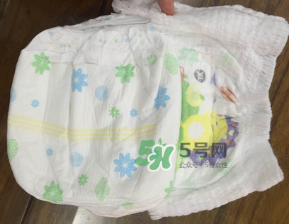 嬰適寶拉拉褲怎么樣？嬰適寶紙尿褲怎么樣？