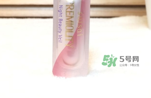 嘉娜寶玻尿酸美容液怎么樣？嘉娜寶玻尿酸美容液怎么用