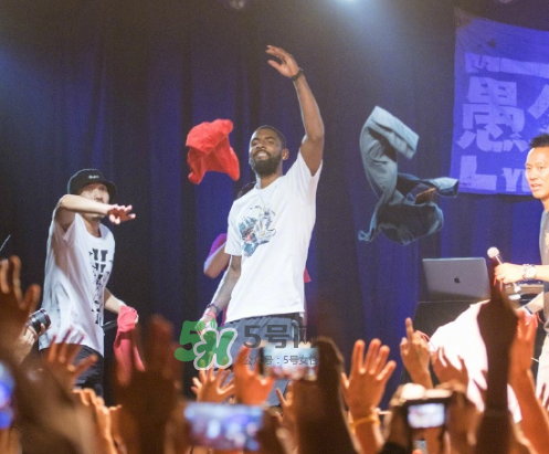 耐克2017歐文亞洲行北京站上腳穿的球鞋是什么型號(hào)？