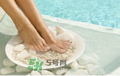 醋泡腳多長(zhǎng)時(shí)間最好？醋泡腳一次用多少合適