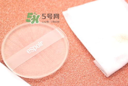 硅膠粉撲可以用散粉嗎？硅膠粉撲可以用干粉嗎？