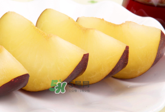 黑布林可以和桃子能一起吃嗎？黑布林不能和什么一起吃？