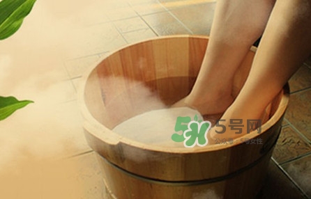 生姜泡腳可以去濕氣嗎？生姜泡腳可以去腳氣嗎