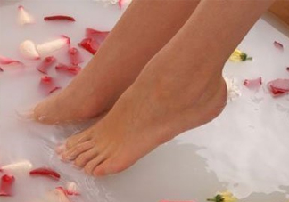 花椒水泡腳有什么功效？花椒水泡腳去濕氣嗎