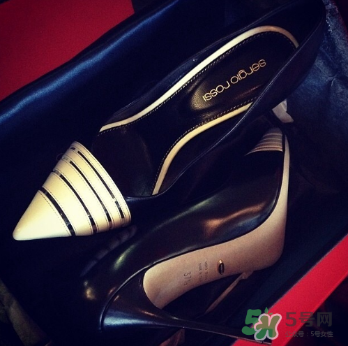 sergio rossi鞋子怎么樣？sergio rossi高跟鞋舒服嗎？