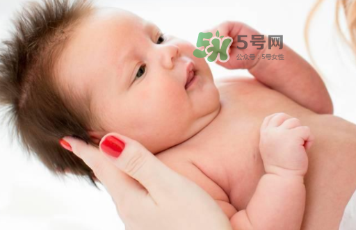 夏天寶寶咳嗽有痰吃什么好的快？寶寶夏天咳嗽有痰怎么辦？