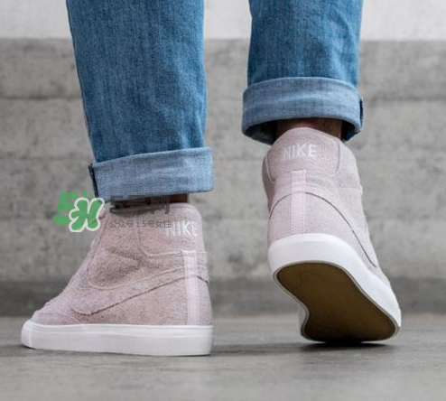 nike blazer mid粉色麂皮多少錢_在哪買？