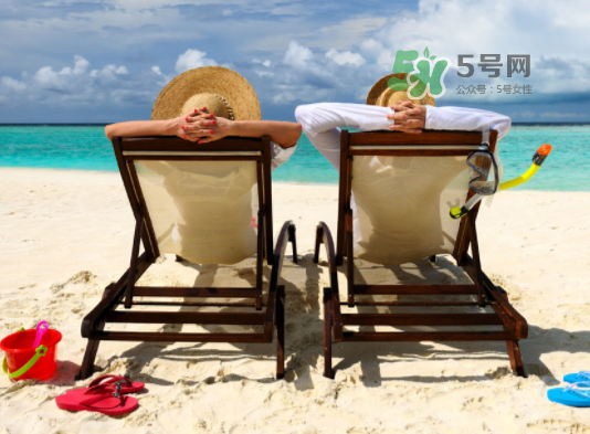 三伏天能曬太陽(yáng)嗎_三伏天曬太陽(yáng)的好處_如何在三伏天曬太陽(yáng)