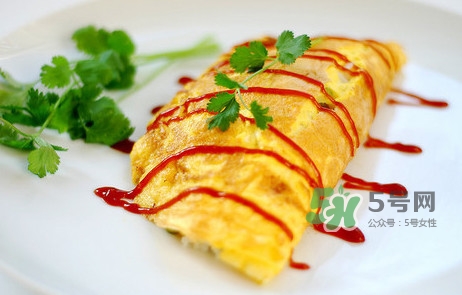 蛋包飯蛋皮需要加入什么？蛋包飯有什么營(yíng)養(yǎng)