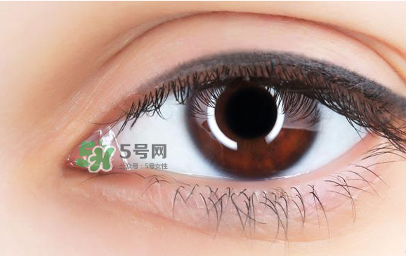 做美瞳線麻藥進(jìn)眼睛怎么辦？做美瞳線麻藥灼傷眼睛怎么辦？