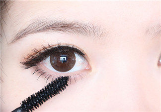 種睫毛會引起結(jié)膜炎嗎？種睫毛有什么危害？