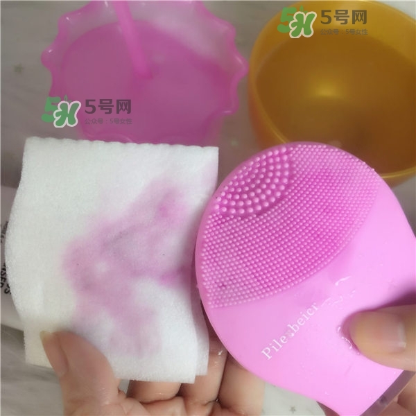 德國(guó)Pilerbeier派樂(lè)蓓和露娜潔面儀哪個(gè)好？有什么區(qū)別？