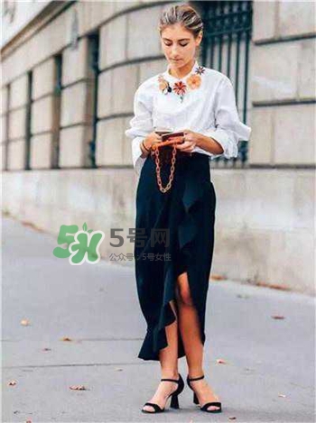 襯衣怎么扎進(jìn)褲子里？襯衣扎進(jìn)褲子里的時(shí)尚穿法