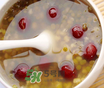 綠豆湯能防中暑嗎？喝綠豆湯能預(yù)防中暑嗎？