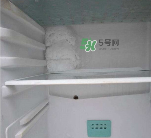 冰箱冷藏室結(jié)冰正常嗎？冰箱冷藏室結(jié)冰是什么原因？