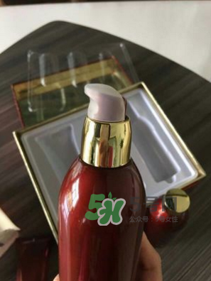 丸美巧克力絲滑系列適合什么年齡_什么皮膚？