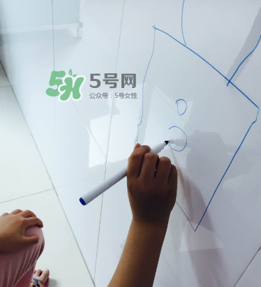 Crayola繪兒樂水彩筆干了怎么辦？Crayola繪兒樂水彩筆好嗎？