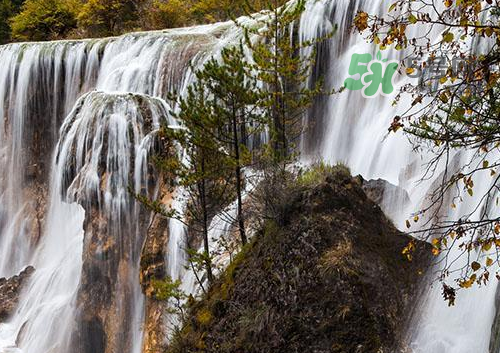 8月份去九寨溝人多嗎？8月份去九寨溝熱嗎？