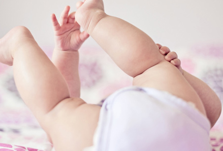 夏天寶寶怎么洗澡最好 夏天寶寶洗澡怎么洗？