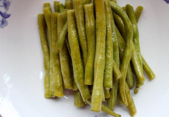 酸豇豆炒什么好吃？酸豇豆可以炒什么