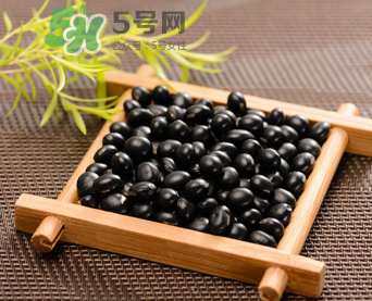 黑豆怎么吃促進排卵？什么時候吃黑豆促排卵？