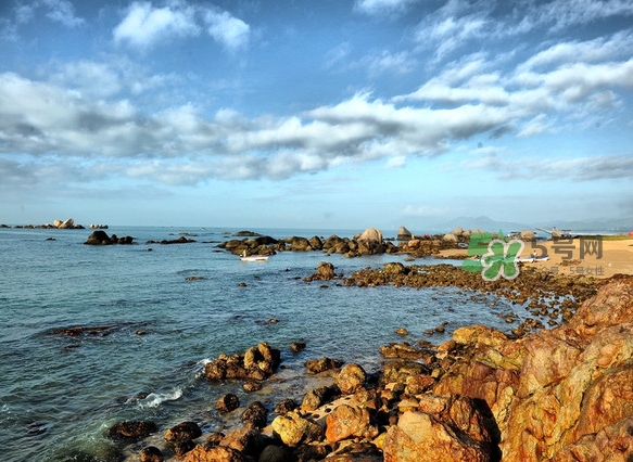 9月份去三亞合適嗎？九月份去三亞穿什么？