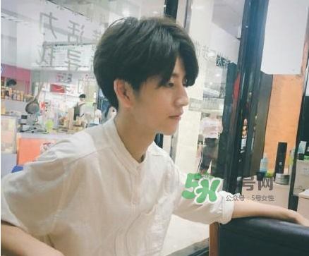 我只會洗頭帥哥是誰？陳飛雄個人資料扒皮