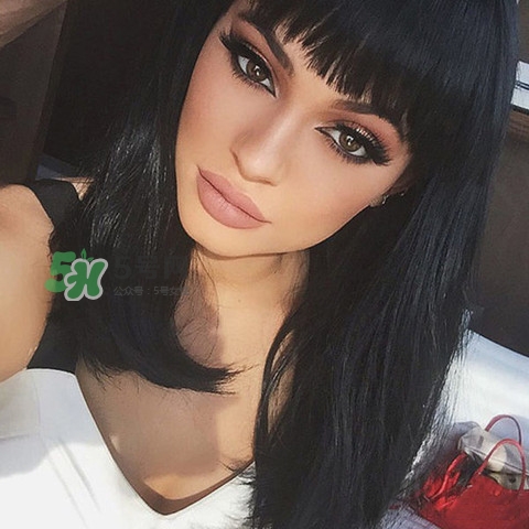 鎖骨發(fā)怎么扎好看？鎖骨發(fā)怎么打理？