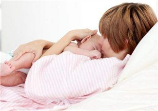 哺乳期上火對(duì)寶寶有什么影響？哺乳期上火會(huì)影響寶寶上火嗎？