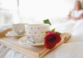 坐月子吃素應(yīng)該吃什么？吃素坐月子怎么坐？