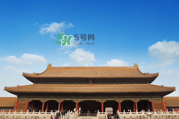 9月份穿什么鞋？九月份可以穿涼鞋嗎？