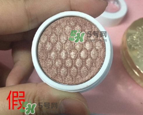 colourpop眼影真假怎么分辨？colourpop眼影真假對比