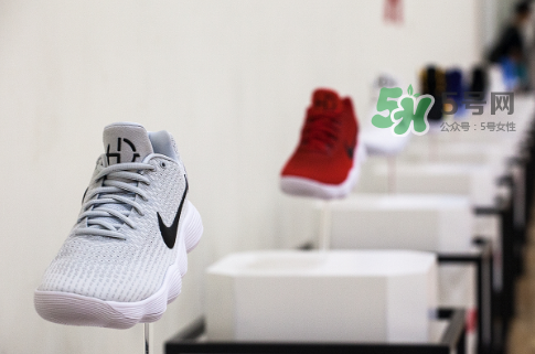 nike hyperdunk 2017尺碼怎么選？hyperdunk2017鞋碼正嗎？