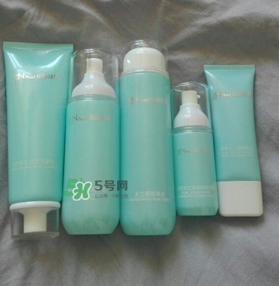 京潤珍珠水之源套裝好用嗎？京潤珍珠水之源套裝怎么樣？