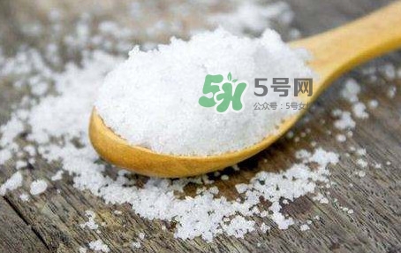 一天吃多少鹽合適？鹽吃多了有什么危害