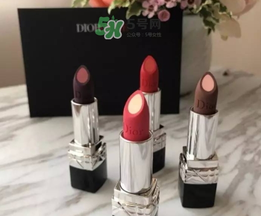 迪奧雙色夾心唇膏多少錢？dior迪奧夾心唇膏上市時(shí)間