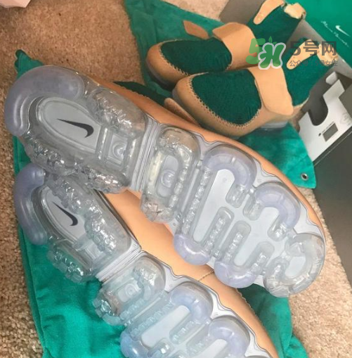 marc newson與nike air vapormax聯名高幫襪子鞋多少錢？