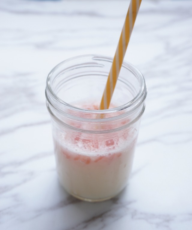 養(yǎng)樂(lè)多怎么做飲料 養(yǎng)樂(lè)多的做法