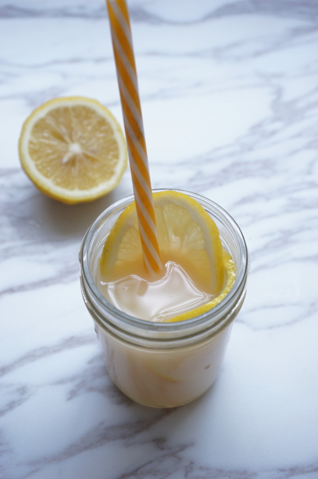 養(yǎng)樂(lè)多怎么做飲料 養(yǎng)樂(lè)多的做法