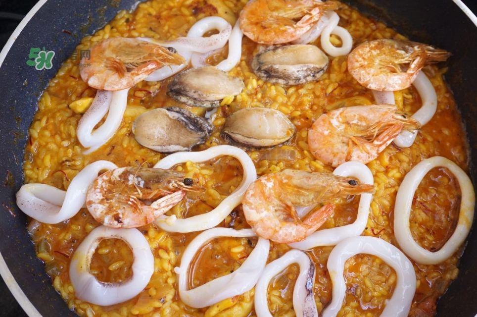 西班牙海鮮飯的做法 西班牙海鮮飯怎么做 西班牙海鮮飯的做法 西班牙海鮮飯怎么做