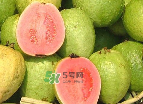 紅芭樂吃多了會怎么樣？吃白芭樂好還是紅芭樂好