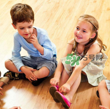 上幼兒園前應(yīng)該學(xué)會(huì)什么？上幼兒園前要學(xué)會(huì)什么？