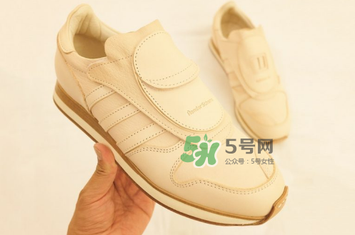 adidas by hender scheme聯名皮革運動鞋多少錢_發(fā)售時間