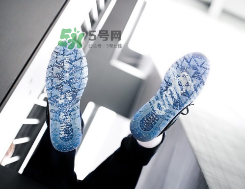 tgwo與saucony聯(lián)名shadow 5000vhs運(yùn)動(dòng)鞋在哪買？