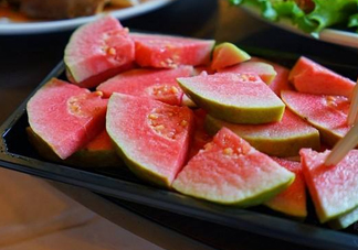 哪些人不能吃芭樂？芭樂不能和什么一起吃