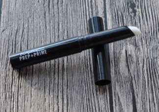 mac唇部打底膏怎么用？mac唇部打底使用方法