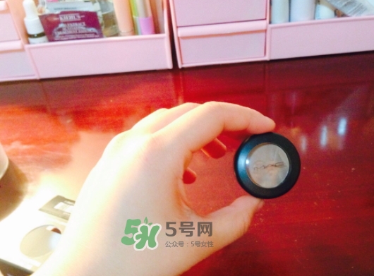 mac時(shí)尚焦點(diǎn)小眼影多少錢？mac焦點(diǎn)小眼影專柜價(jià)格